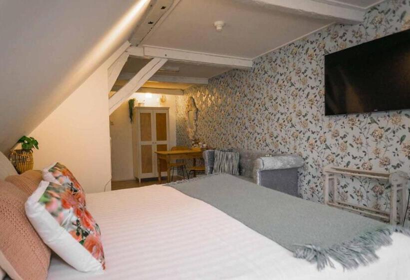 Общежитие Herberg De Lingehoeve