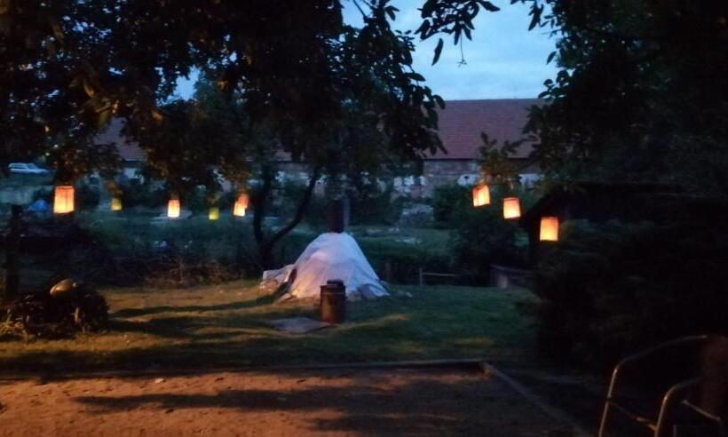 旅馆 Keramický A Výtvarný Ateliér Konešín