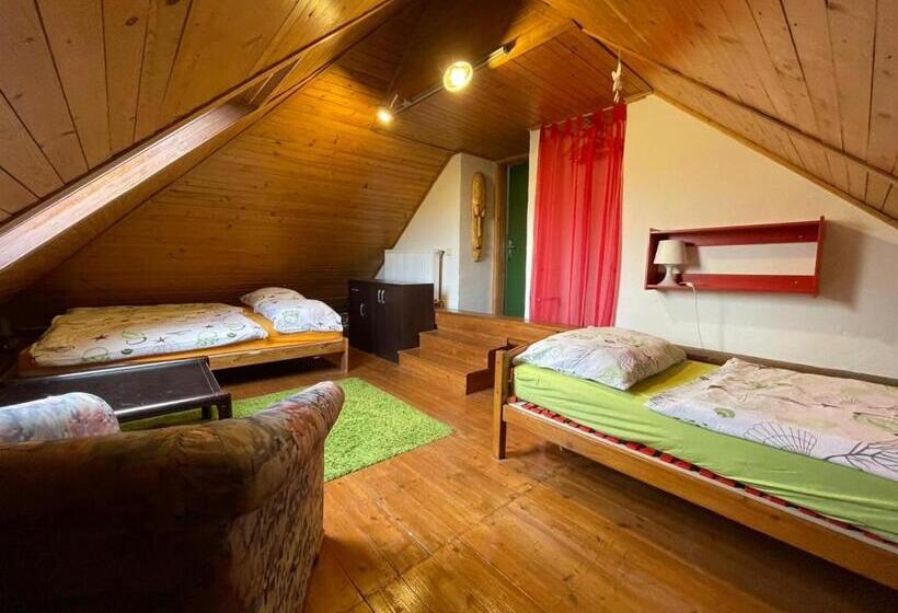 旅馆 Keramický A Výtvarný Ateliér Konešín