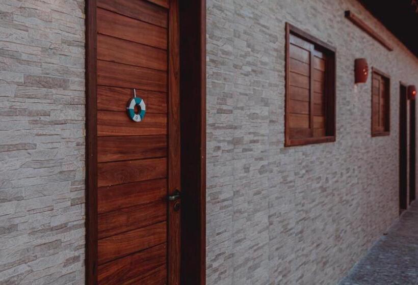 ユースホステル Pousada Mahalo Fulô