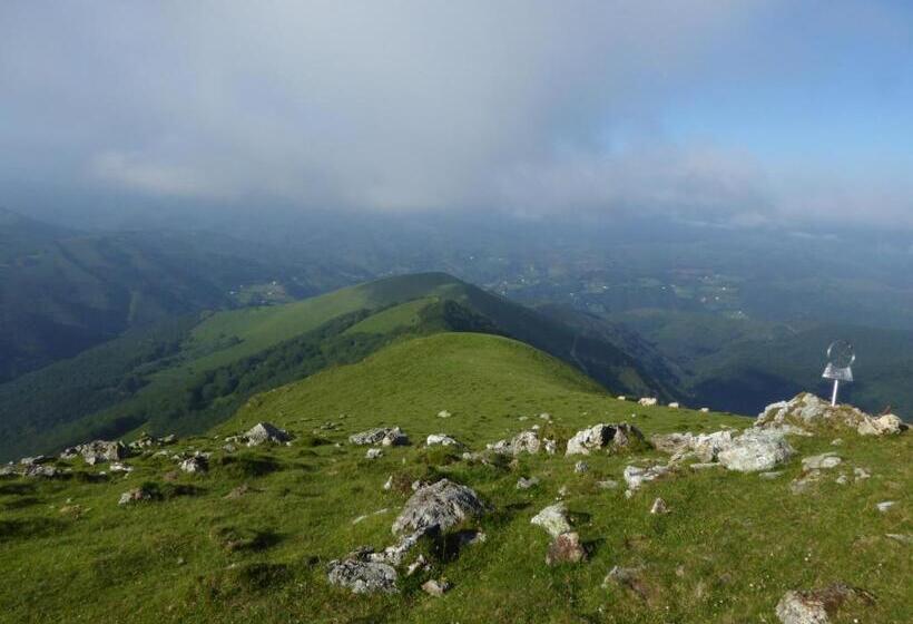 فندق صغير Zubimuxu Aterpea