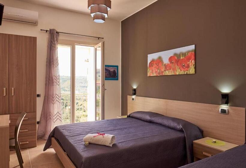 Bed and Breakfast Bouganville House   Casa Vacanze