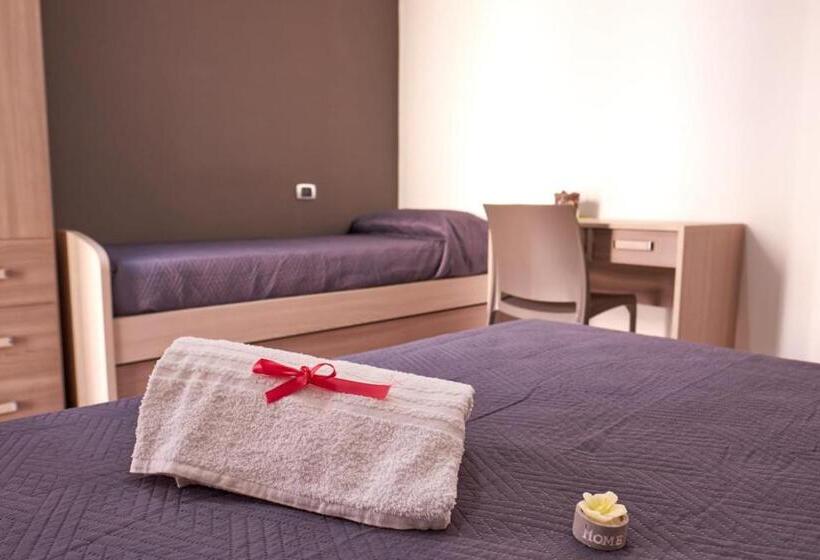 Bed and Breakfast Bouganville House   Casa Vacanze