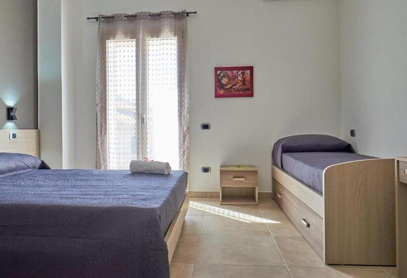 Bed and Breakfast Bouganville House   Casa Vacanze