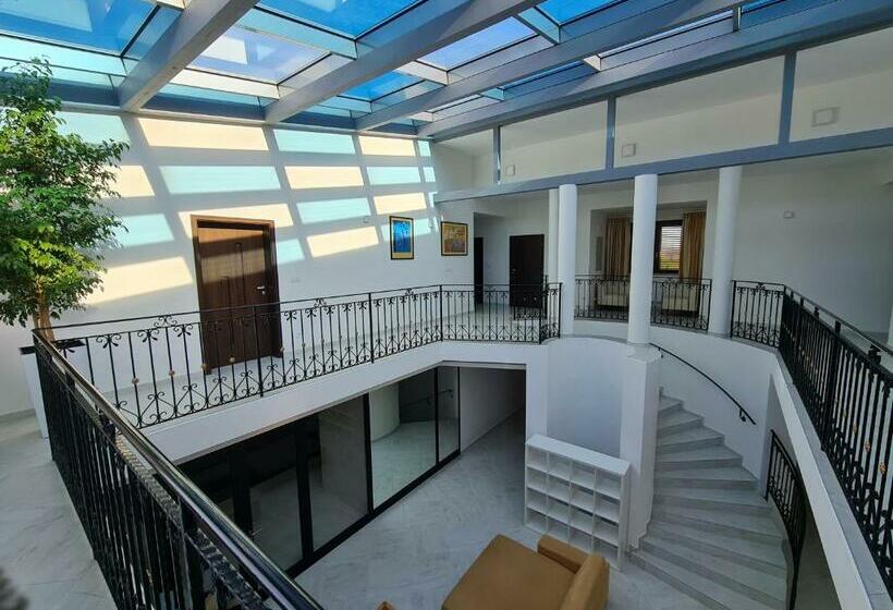 Bed and Breakfast Atrium Accomm