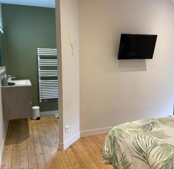 مبيت وإفطار Au Fil De L’ô