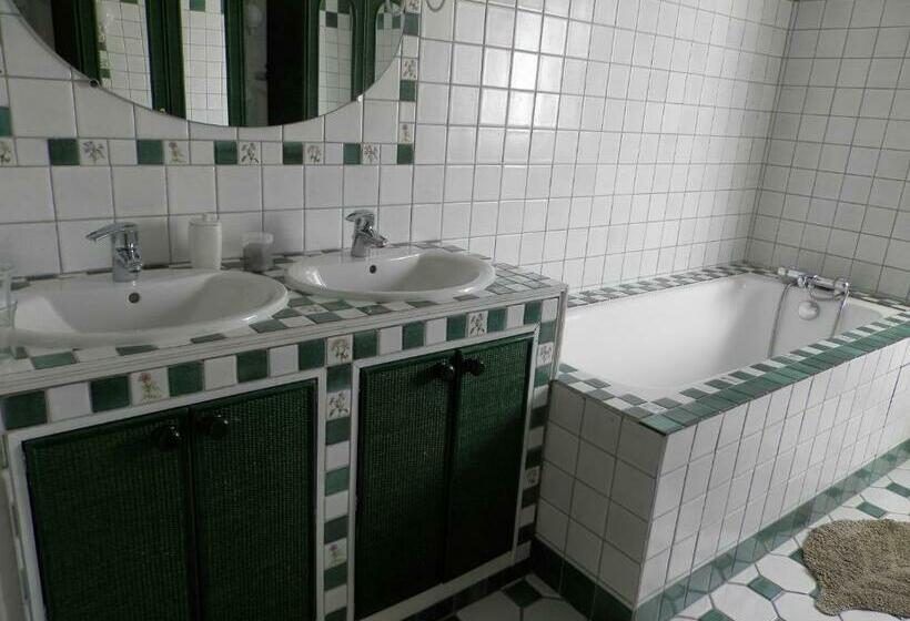 住宿加早餐  Au Pré Du Mignon Aux Portes Du Marais Poitevin