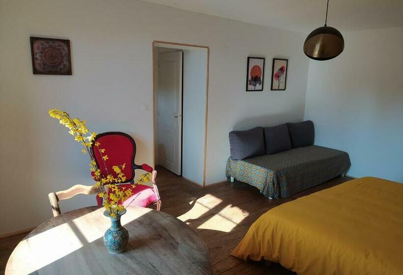 צימר Avol D Oiseau