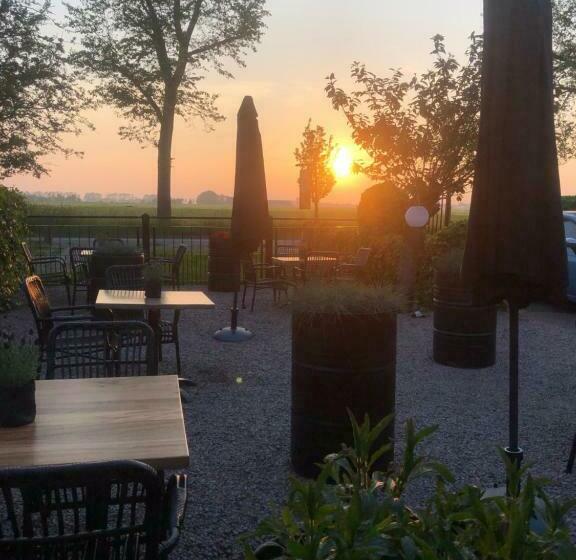 Bed and Breakfast By Mosk