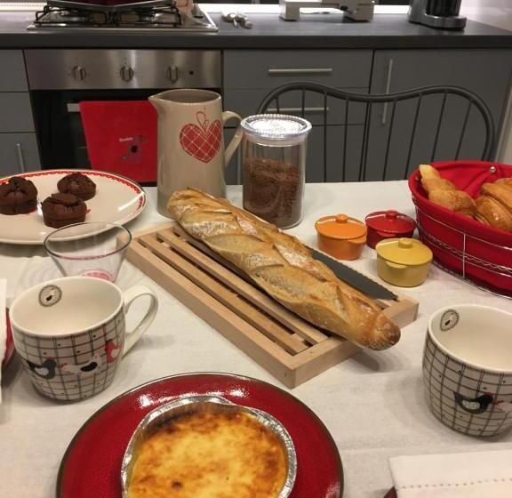 Bed and Breakfast Casa Basgiu, Chambres Avec Balcon Et Table D Hôtes