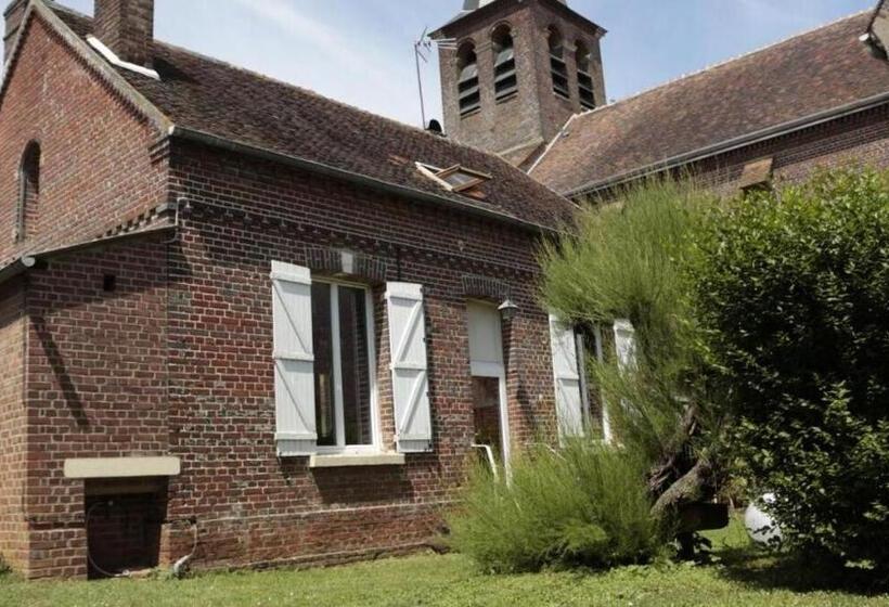 Bed and Breakfast Chambre Calme Et Accueillante, Parking Gratuit, Navette Gare Ou Aéroport