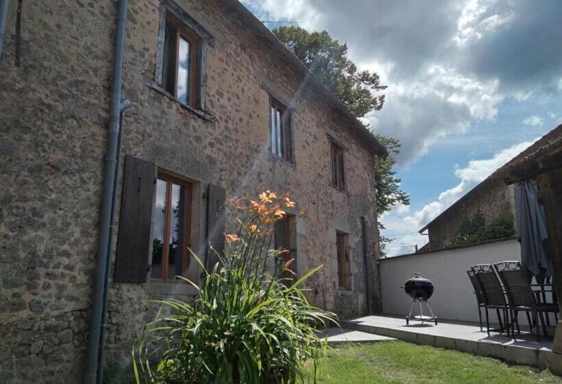 مبيت وإفطار Chambre D Hôtes De Puy Faucher