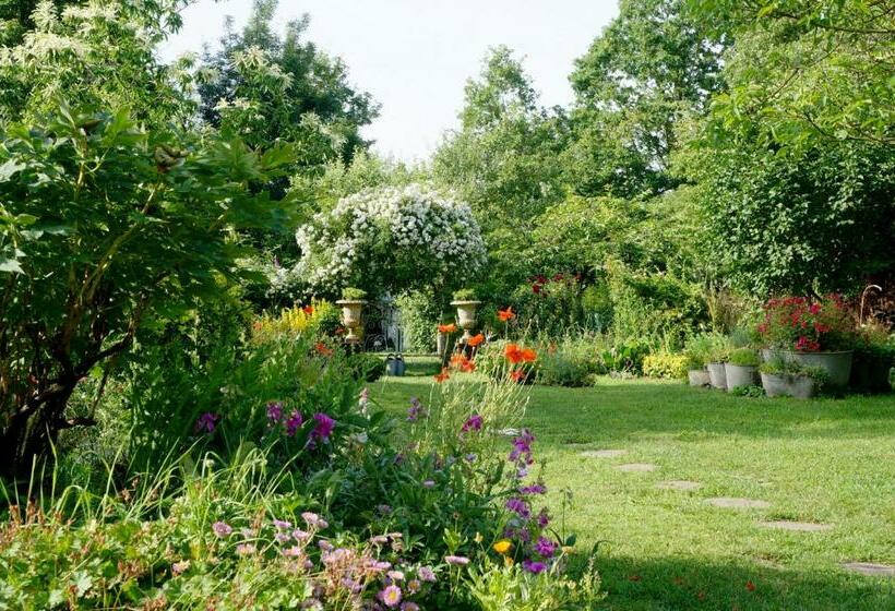 Bed and Breakfast Chambres D Hôtes Le Grand Air   Les Châteaux De La Brie Aux Portes De Paris