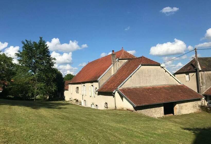 مبيت وإفطار Chez Zoiseau Et Zoiseautte