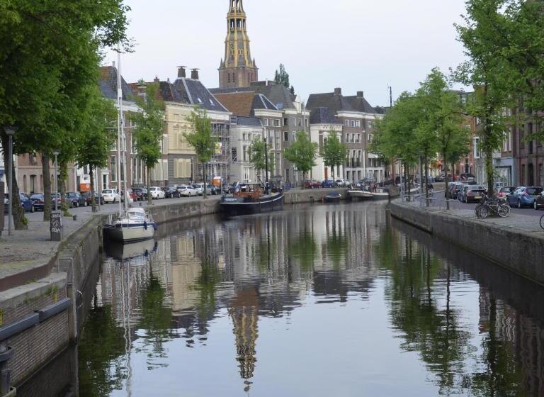 تختخواب و صبحانه De Burcht Drenthe