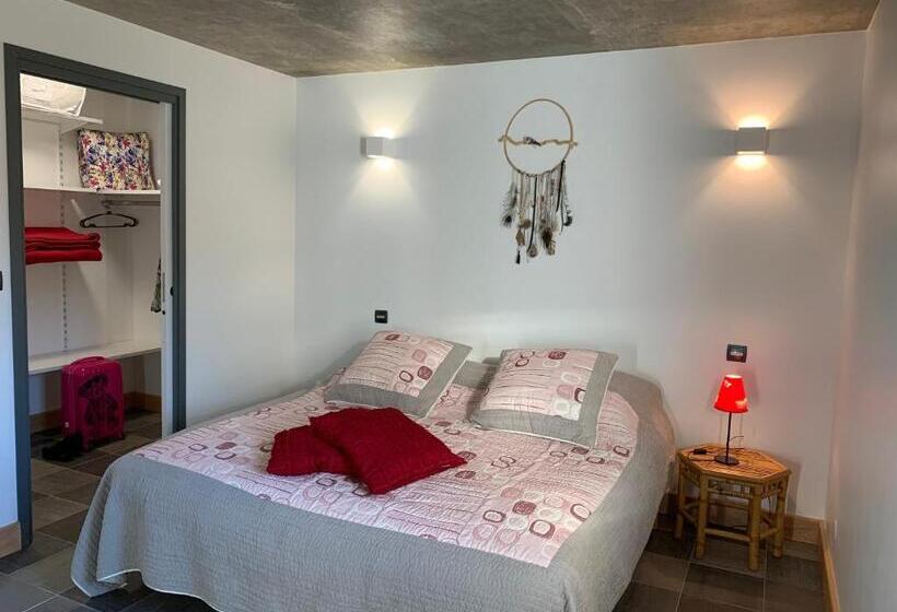 Bed and Breakfast Domaine De La Rue De La Tour