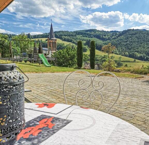 Bed and Breakfast Domaine De La Rue De La Tour