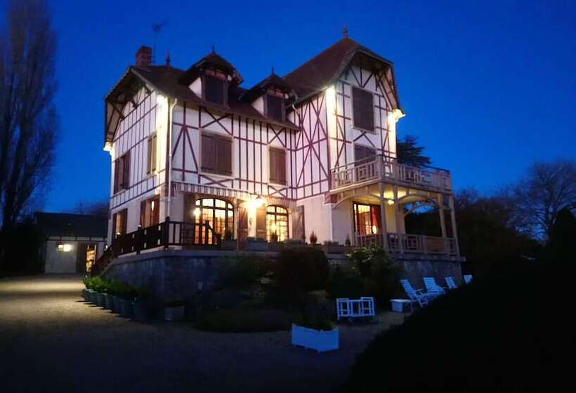 צימר Domaine Des Thomins