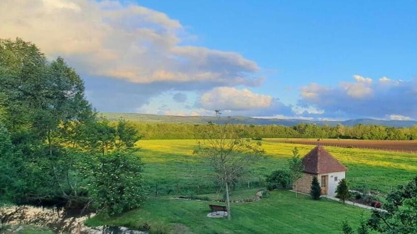 مبيت وإفطار Domaine Du Moulin De Jeanne