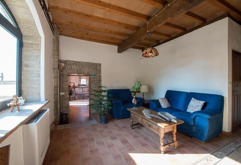 مبيت وإفطار Fattoria Branciana