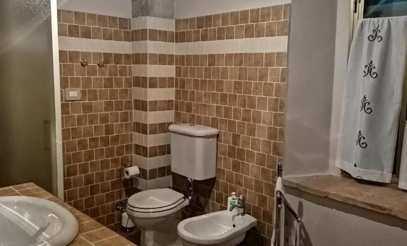 مبيت وإفطار Fattoria Branciana