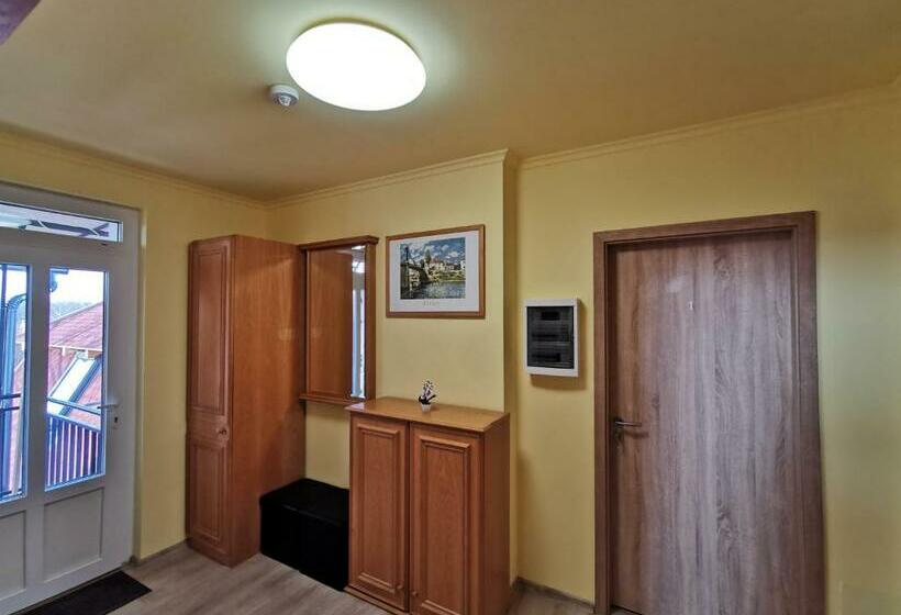 Bed and Breakfast Kérész Panzió