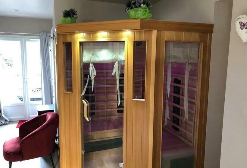 Bed and Breakfast La Suite Des Charmelines