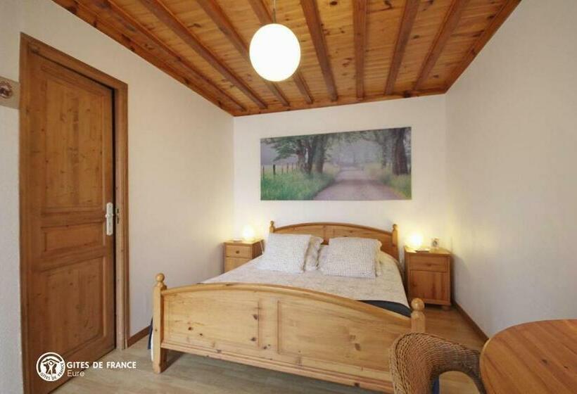 ベッドアンドブレックファースト Les Chambres Du Chataignier