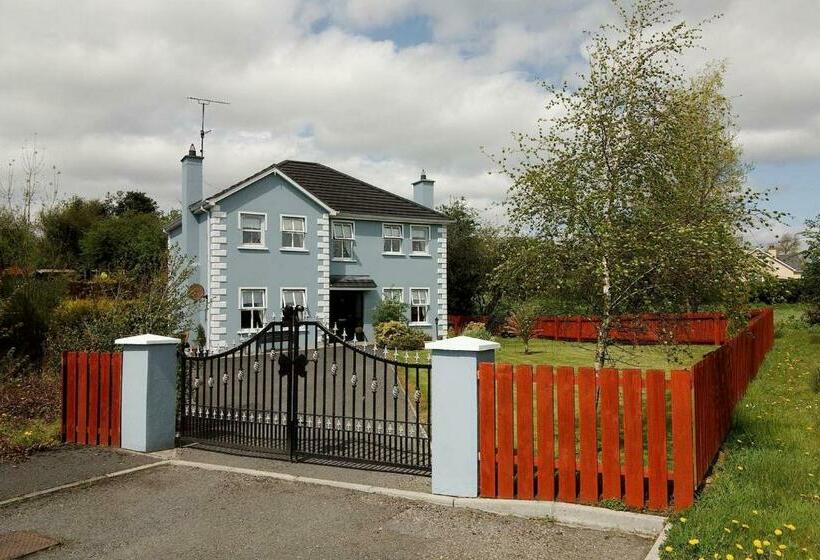 مبيت وإفطار Sessiagh House