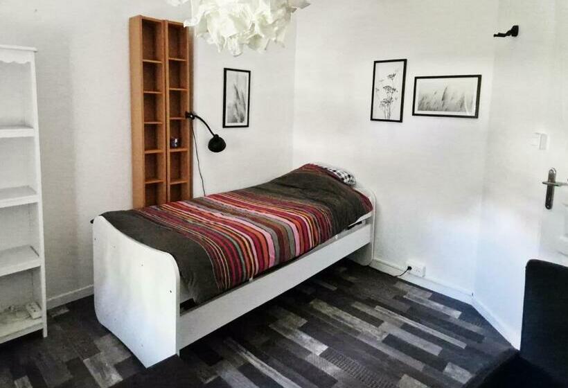 住宿加早餐  Studio, Chambres, Appartement, Gite