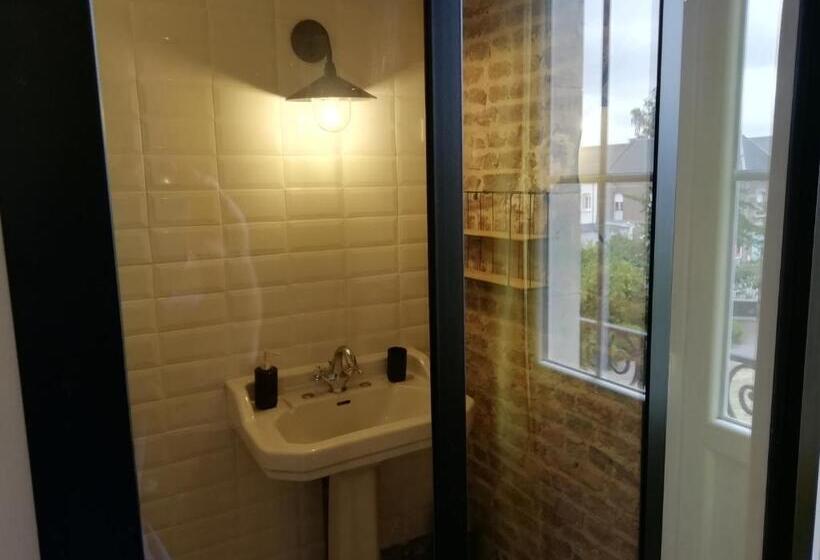 Bed and Breakfast Villa Henri