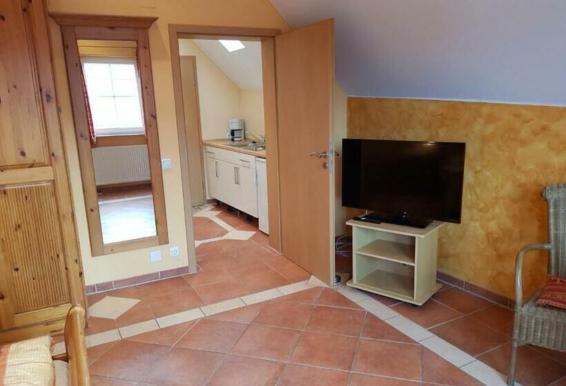 ベッドアンドブレックファースト Weingut Und Gästehaus Henrici