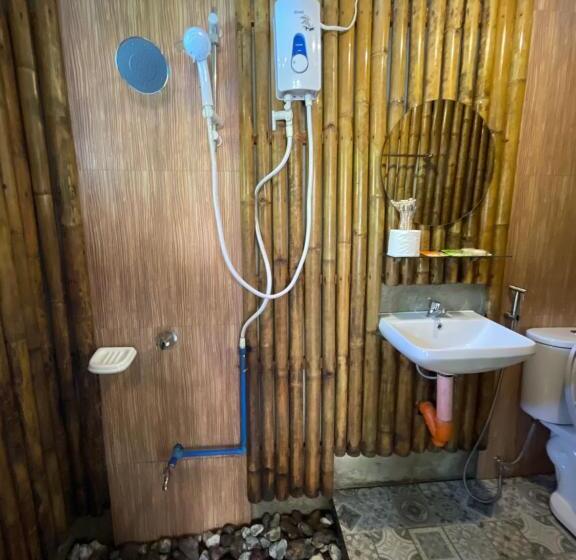 Camp Paraiso Resort