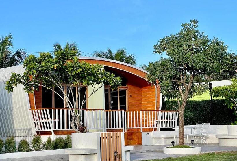 Hotel สต็อกโฮม เขาใหญ่