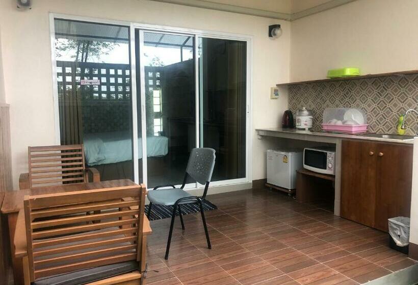 فندق มิตรภาพโฮเทล