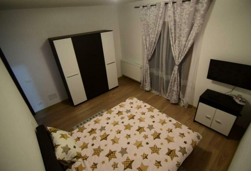 فندق Agropensiune Casa Sonia