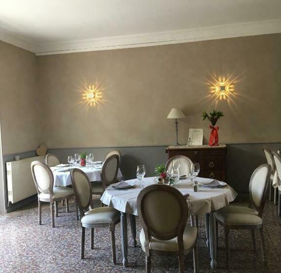 ホテル Auberge De Marie