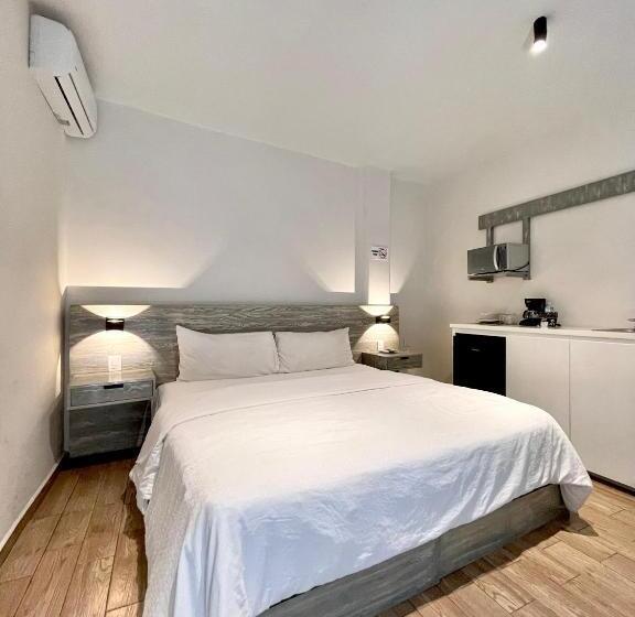 فندق Capital Suites