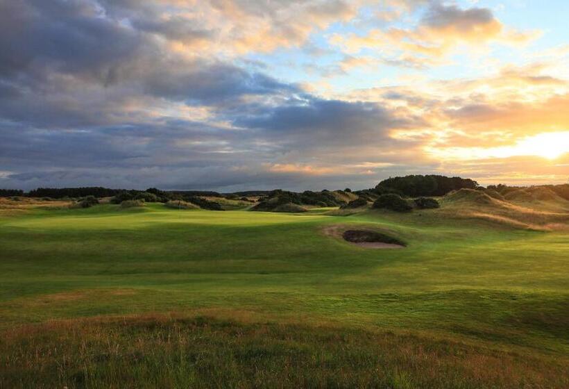 ホテル Dundonald Links