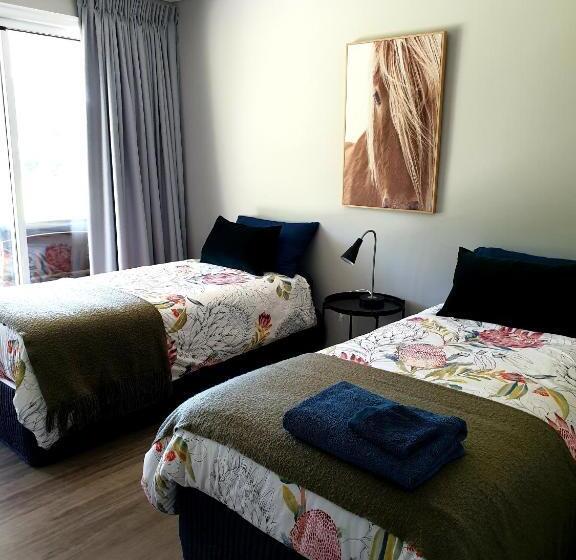 酒店 Fig Tree Farm B&b Highvale Farmstay Near Brisbane!
