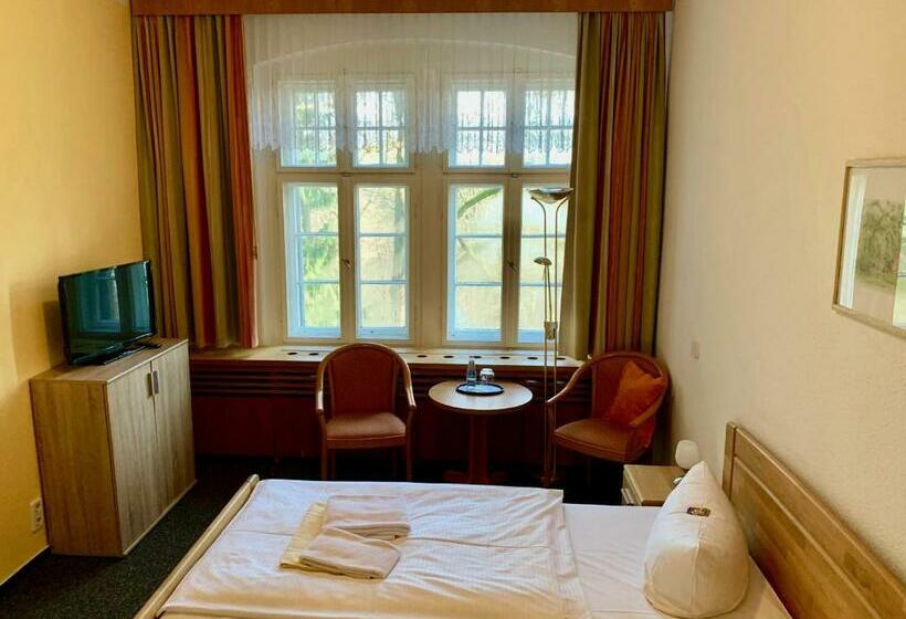 Отель Forsthaus Siehdichum