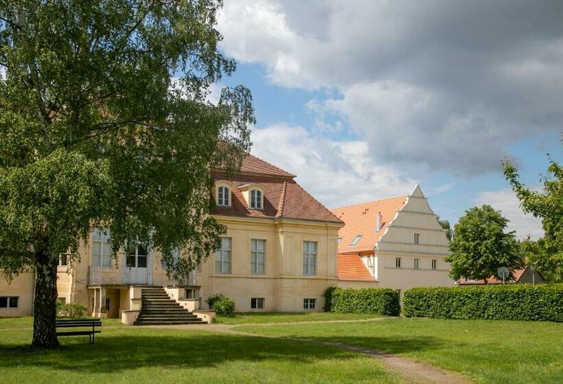 Отель Gästehaus Reckahn Der Rochow Akademie