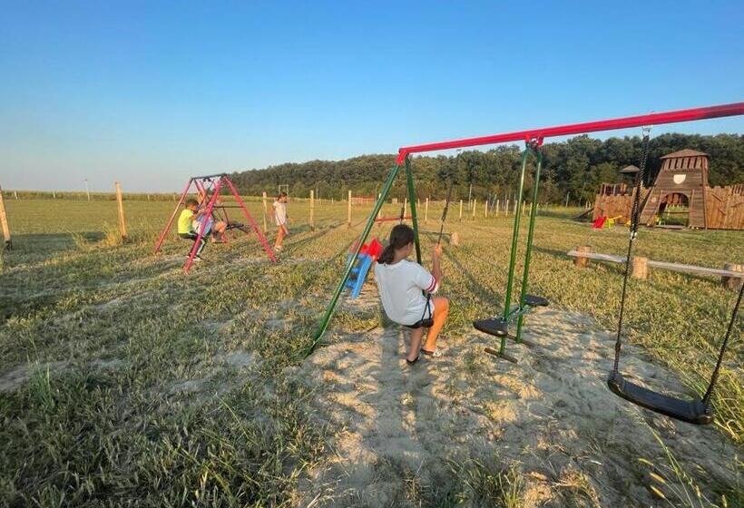 فندق Hobby Land Ranch Horse S Barn Guesthouse