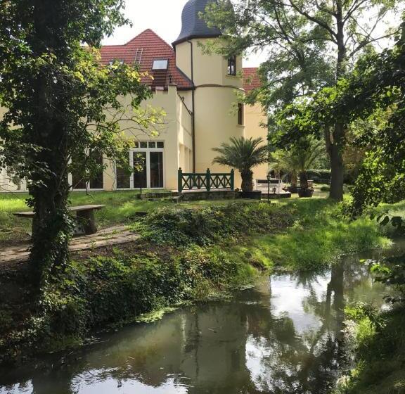 Отель Parkschlößchen