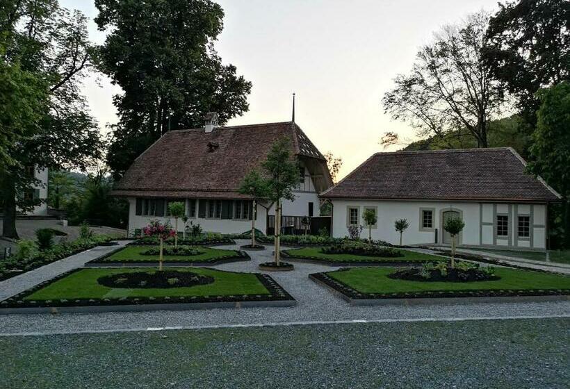 فندق Resort Schloss Rued