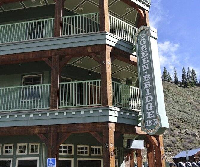 فندق The Green Bridge Inn