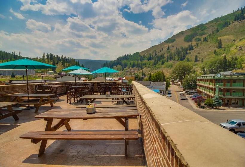 فندق The Green Bridge Inn