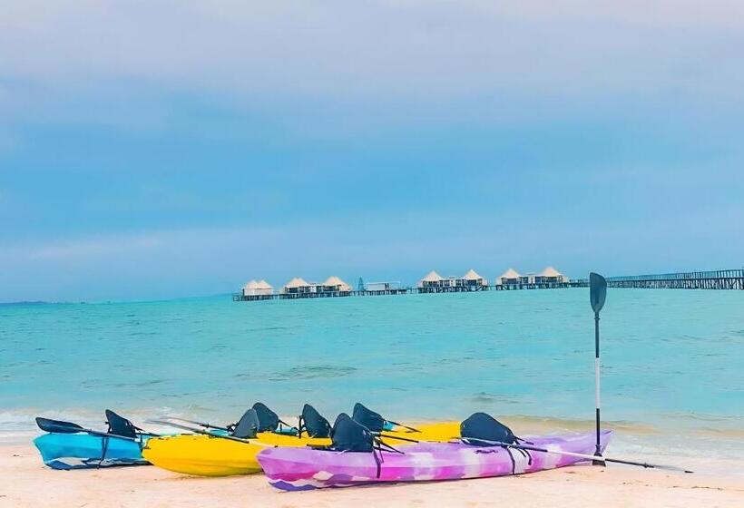 Kiki Beach Resort, Batam