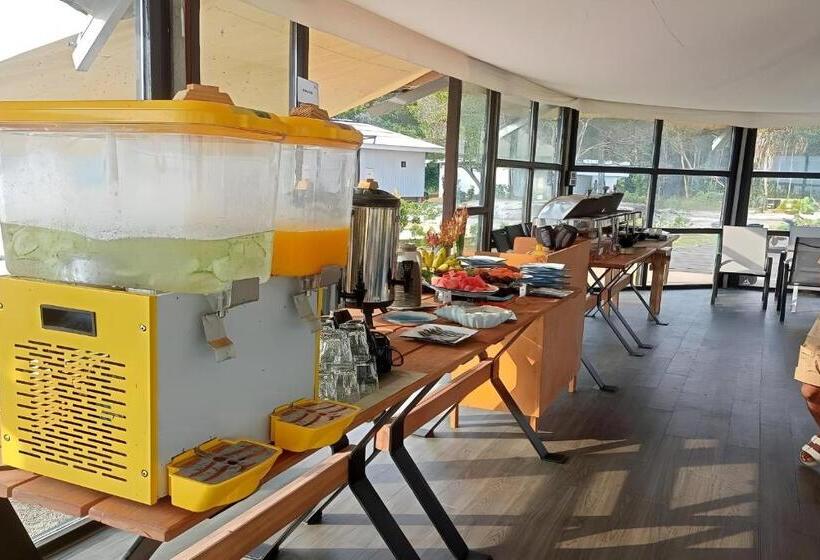 Kiki Beach Resort, Batam