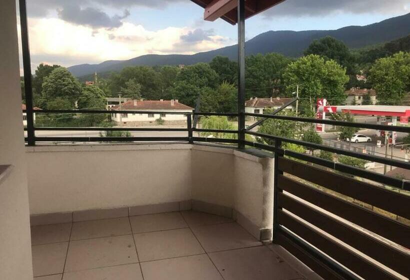 Mekan Ilika Hotel Apart One